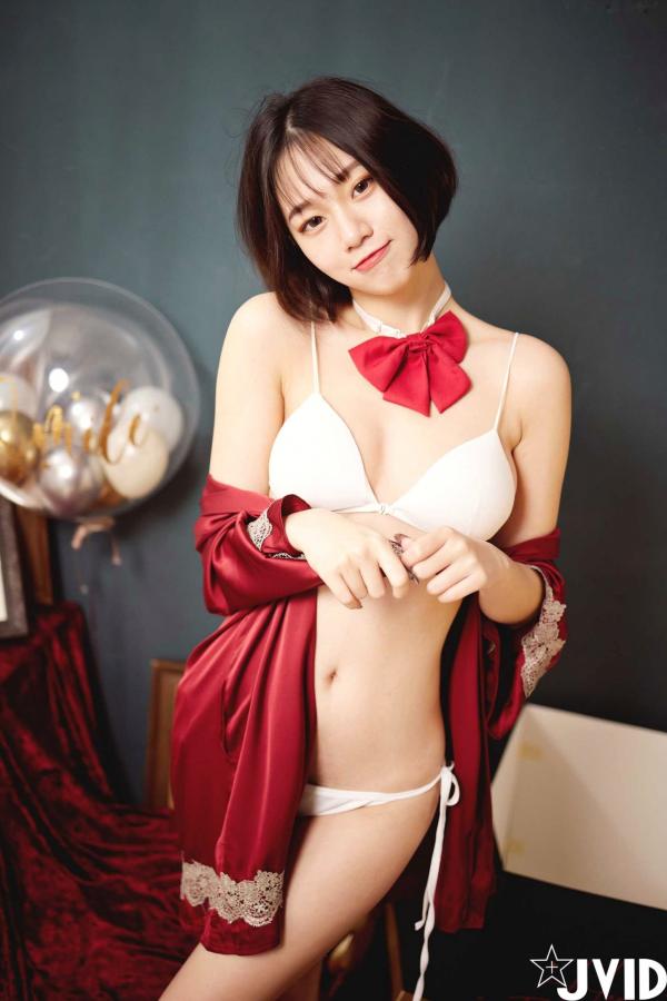 蒋昀晞   JVID模特Verna《我的礼物女友》性感私房写真，红领结诱惑大尺度，演绎绝美禁忌心动瞬间第16张图片