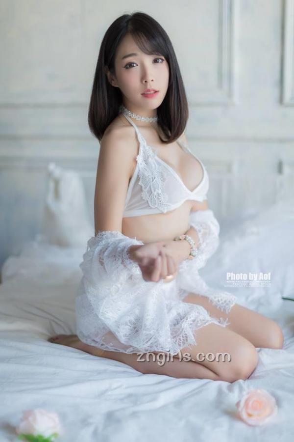 Soraya Suttawas MayTal 泰国混血妹子Soraya Suttawas 雪白肌肤时尚高雅第9张图片