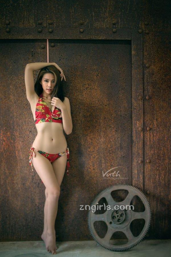 Soraya Suttawas MayTal 泰国混血妹子Soraya Suttawas 雪白肌肤时尚高雅第52张图片