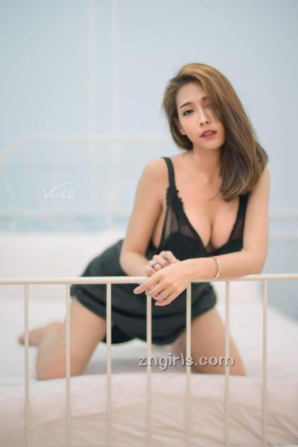 Soraya Suttawas MayTal 泰国混血妹子Soraya Suttawas 雪白肌肤时尚高雅第65张图片
