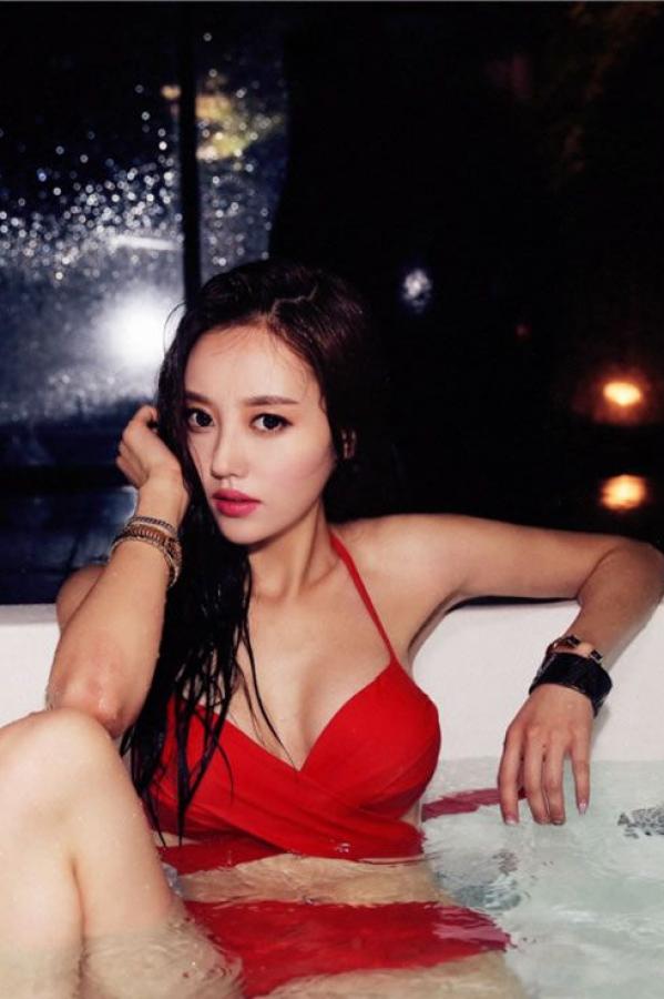 손윤주 孙允珠  孙允珠- 2015年比基尼福利写真图集第178张图片