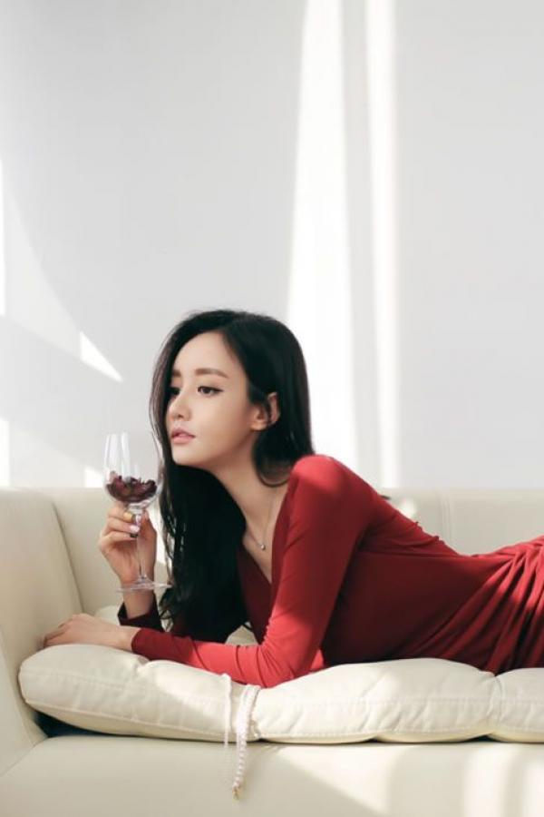 손윤주 孙允珠  孙允珠- 2016年气质女神套装美图第118张图片