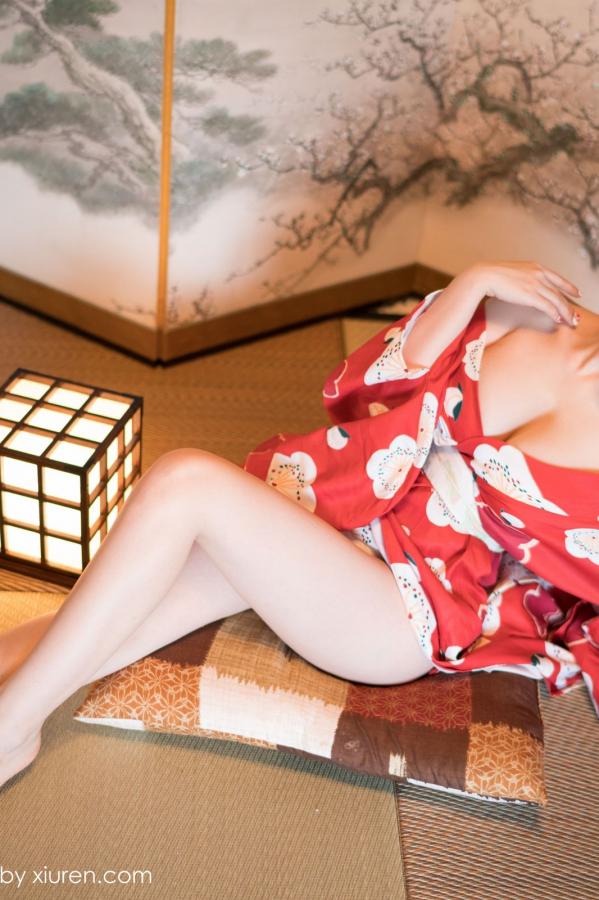 谢芷馨  谢芷馨北海道旅拍 红色和服妩媚娇艳第11张图片