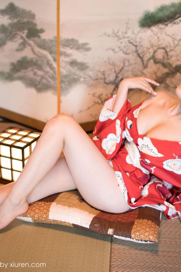 谢芷馨  谢芷馨北海道旅拍 红色和服妩媚娇艳第12张图片