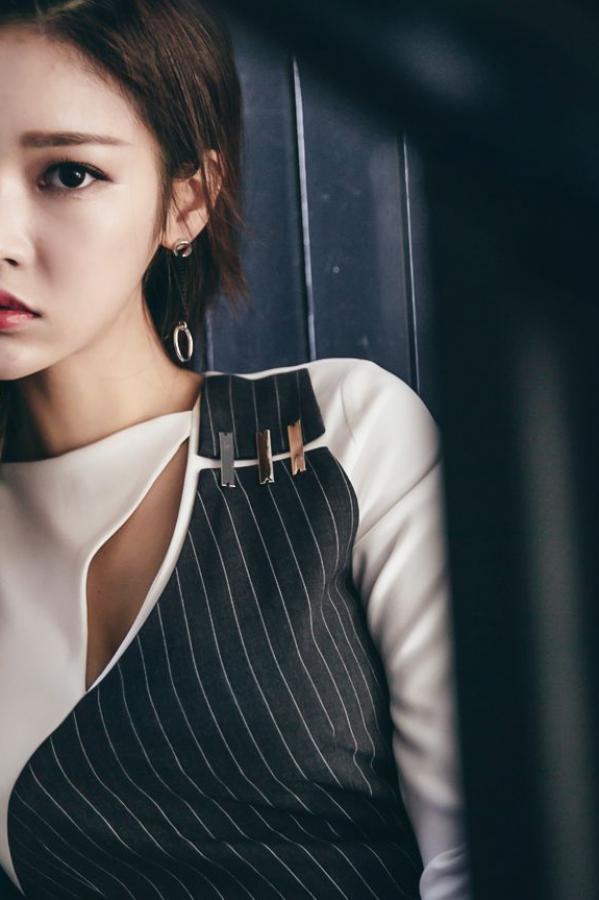 정윤 Jung Yoon  Jung Yoon- 2017年1月冷艳版高清写真第185张图片