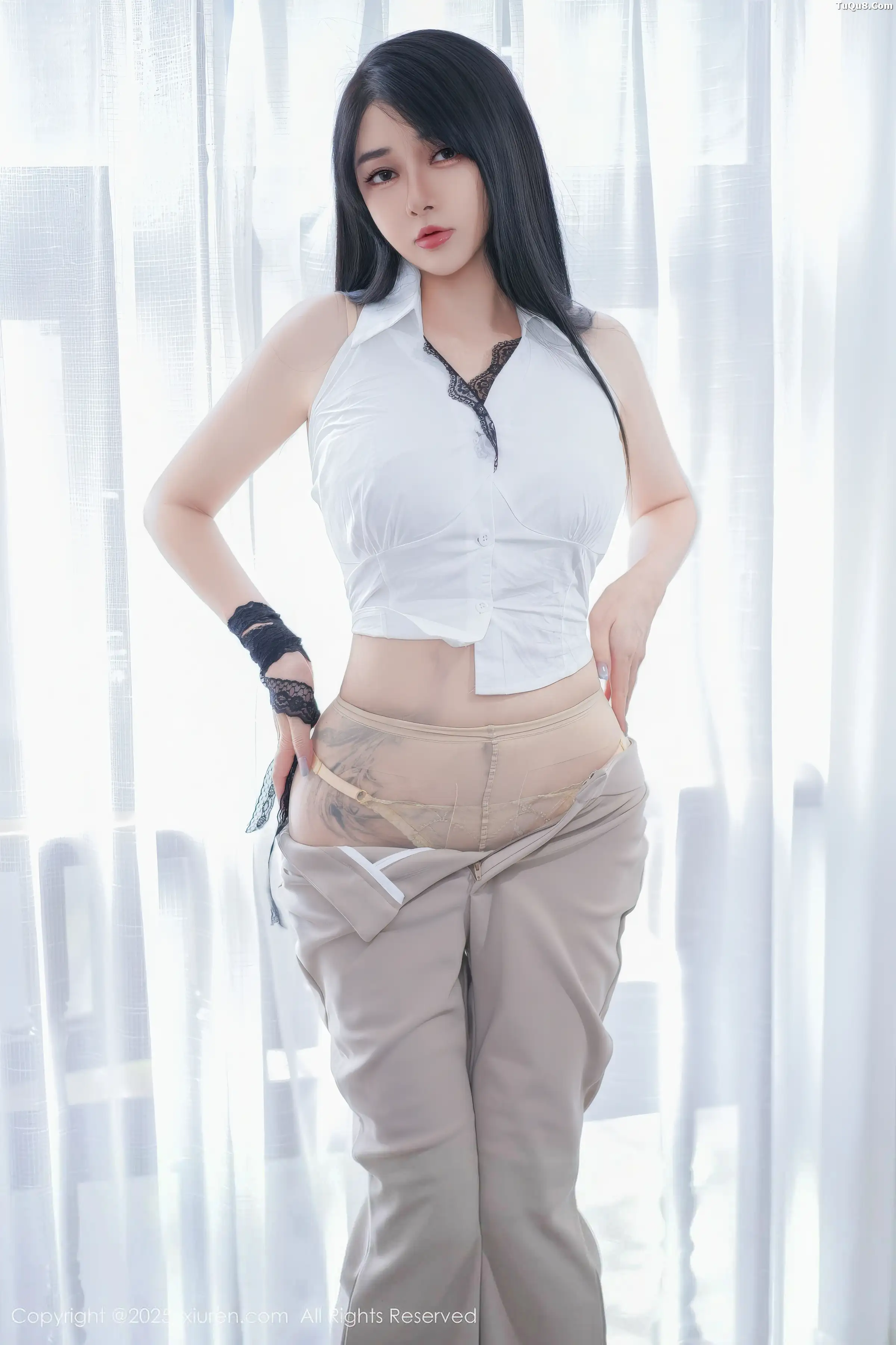 凯竹Vision 萌尤星凯竹 [XiuRen]高清写真图 2025.11.27 No.11038 凯竹法师 性感内衣第10张图片