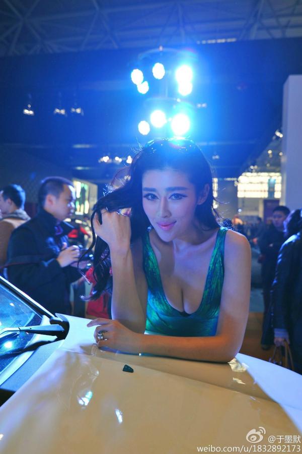 于墨默  于墨默 重庆时尚之星美人车模第16张图片