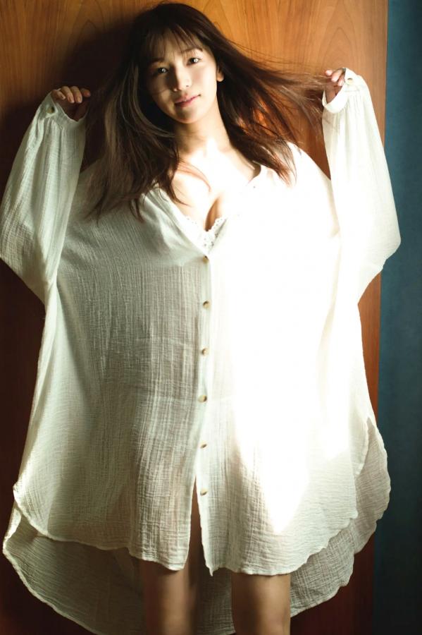 傳谷英里香 传谷英里香 傳谷英里香 - sol [132P] 日系清新性感比基尼写真 阳光薄纱私房女神第30张图片