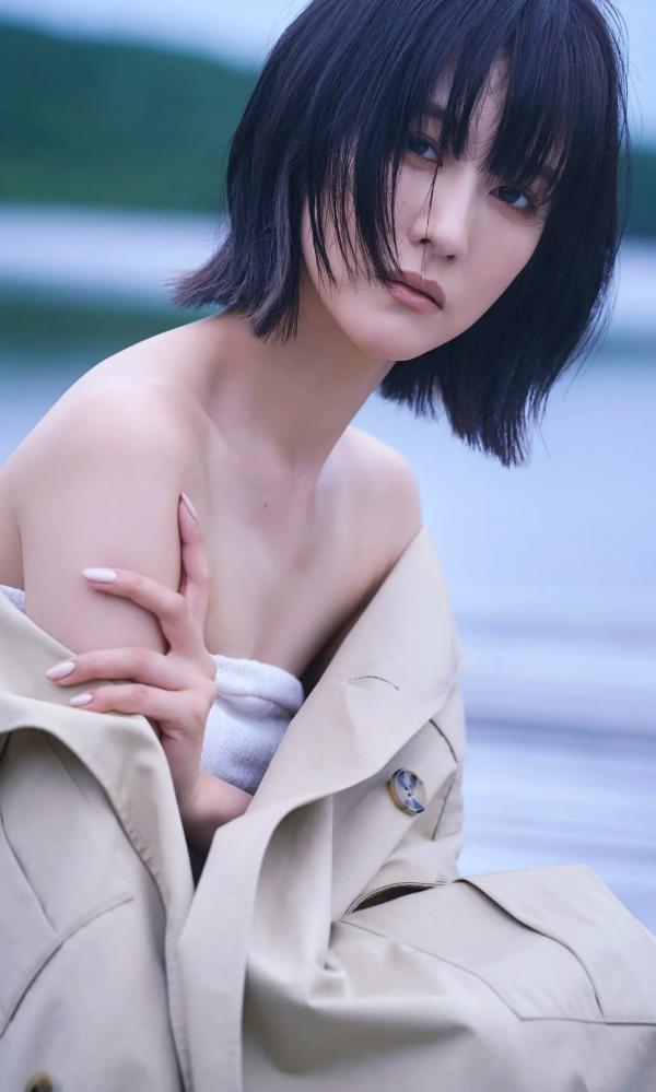 土生瑞穂   土生瑞穂 - New World：日系清新户外与优雅室内私房写真，捕捉百变气质美少女第43张图片