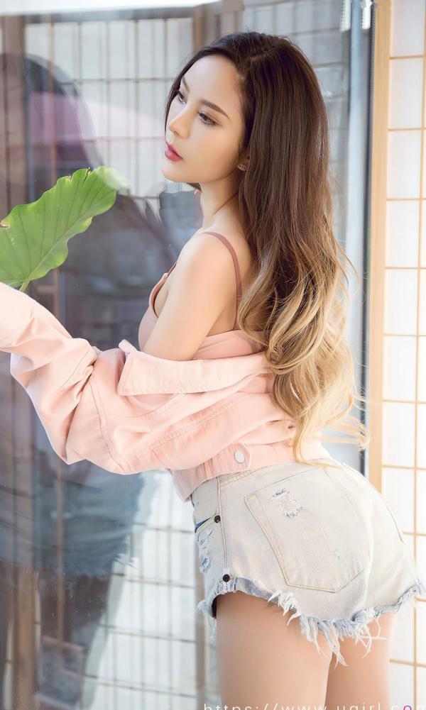 龙儿   UGirlsApp尤果圈爱尤物-2715-龙儿-《忘不掉的柔情》-私房性感大胆美臀写真第19张图片