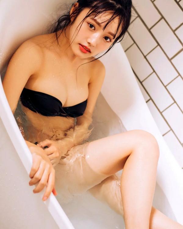 安藤咲桜 安藤咲樱  安藤咲桜 - 私を咲かせて，日系清新私房写真，湿发浴室浴缸诱惑，唯美少女内衣背影，治愈系性感女神第49张图片
