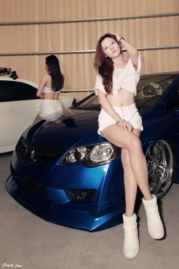 刘绒萱  刘绒萱 超正兼气质的美人车模第15张图片