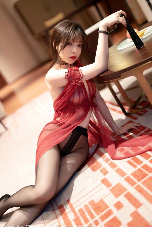 徐莉芝Booty 陈芝  XiaoYu语画界-728-芝芝Booty-惠州旅拍轻透红连衣裙黑丝浴缸写真-极致性感私房大尺度-2022.03.03第13张图片