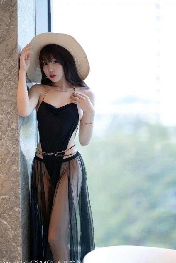 徐莉芝Booty 陈芝  XiaoYu语画界-701-芝芝Booty私房：酒店性感黑色吊带网纱长裙诱惑，展现绝美曲线大尺度写真第26张图片