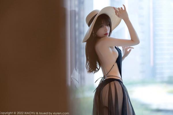 徐莉芝Booty 陈芝  XiaoYu语画界-701-芝芝Booty私房：酒店性感黑色吊带网纱长裙诱惑，展现绝美曲线大尺度写真第29张图片