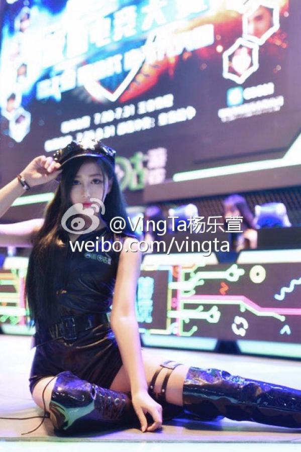 杨乐萱  杨乐萱VingTa 品珂传媒签约showgirl第3张图片