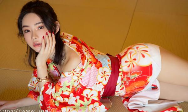 萌琪琪   尤果圈萌琪琪《尘曲》写真：日式榻榻米和服诱惑，极致白嫩私房大尺度视觉盛宴第23张图片