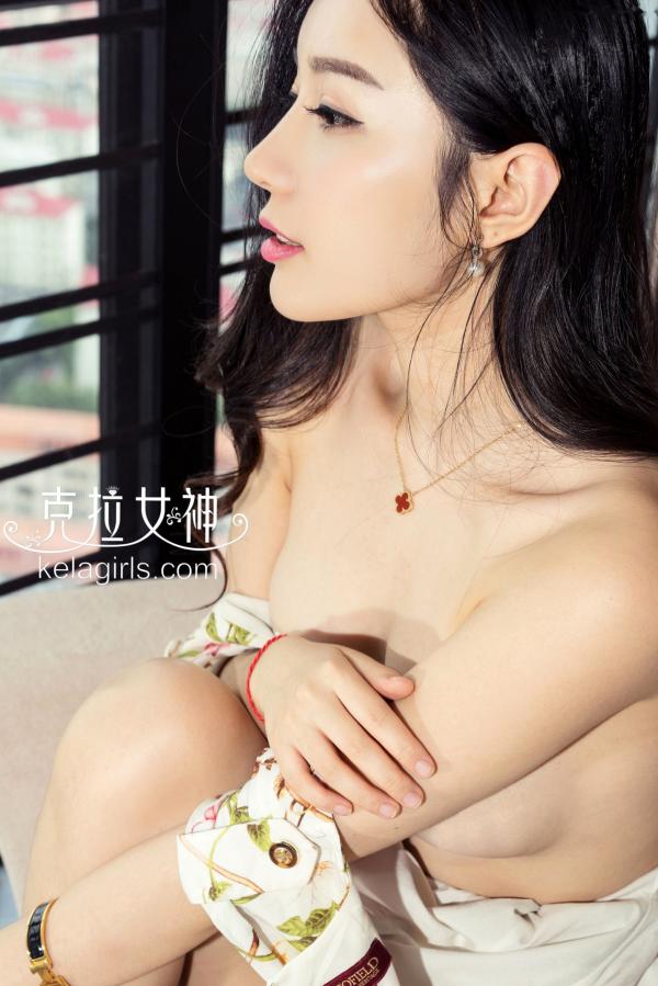 高子琁   KelaGirls克拉女神高子琁《春光乍泄》：室内私房写真，白皙美肌极致诱惑尽显柔美曲线第17张图片
