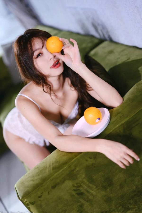 何洛沂   Ashley - 粉红蕾丝私房写真，居家内衣性感诱惑 [167P]第36张图片