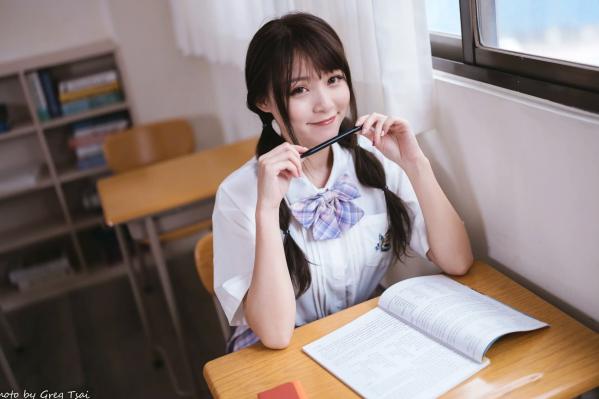 何洛沂   Ashley - 清新校园校服制服风格写真 [115P]第4张图片