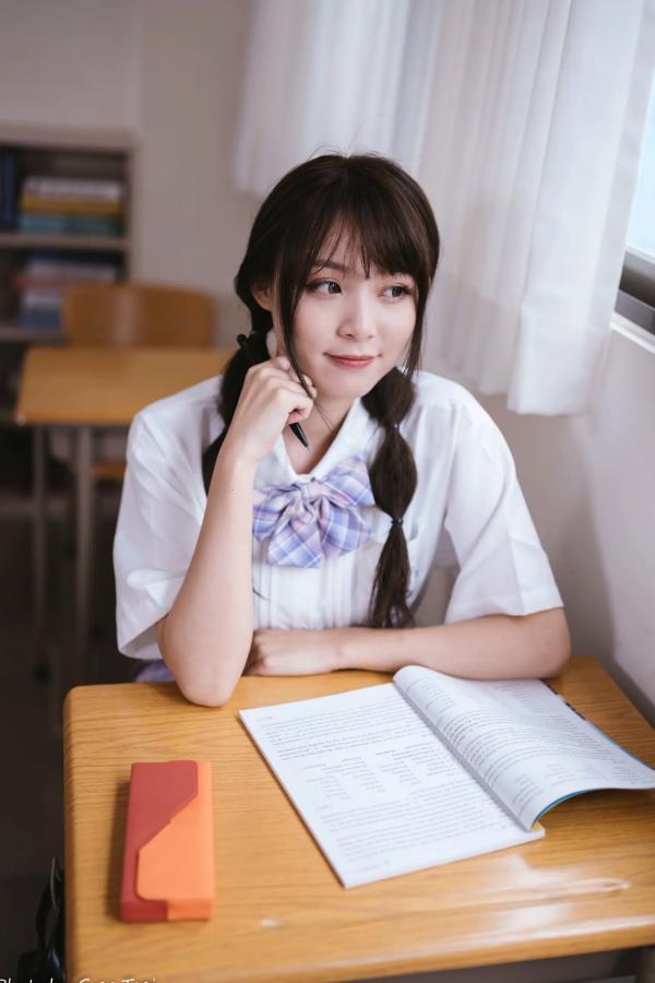 何洛沂   Ashley - 清新校园校服制服风格写真 [115P]第5张图片