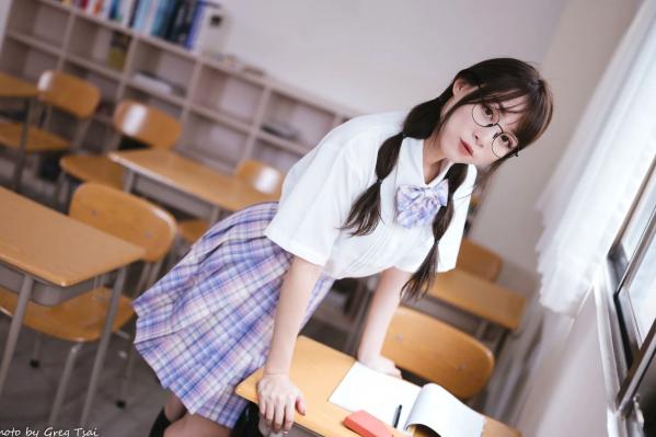 何洛沂   Ashley - 清新校园校服制服风格写真 [115P]第40张图片