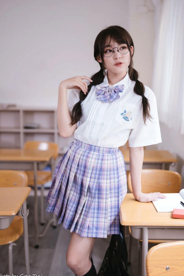 何洛沂   Ashley - 清新校园校服制服风格写真 [115P]第43张图片