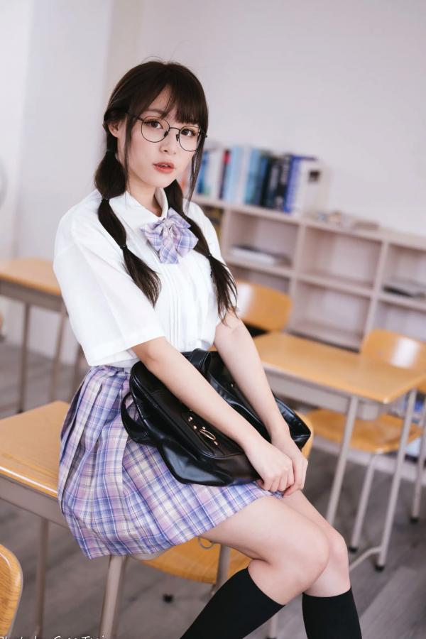 何洛沂   Ashley - 清新校园校服制服风格写真 [115P]第50张图片