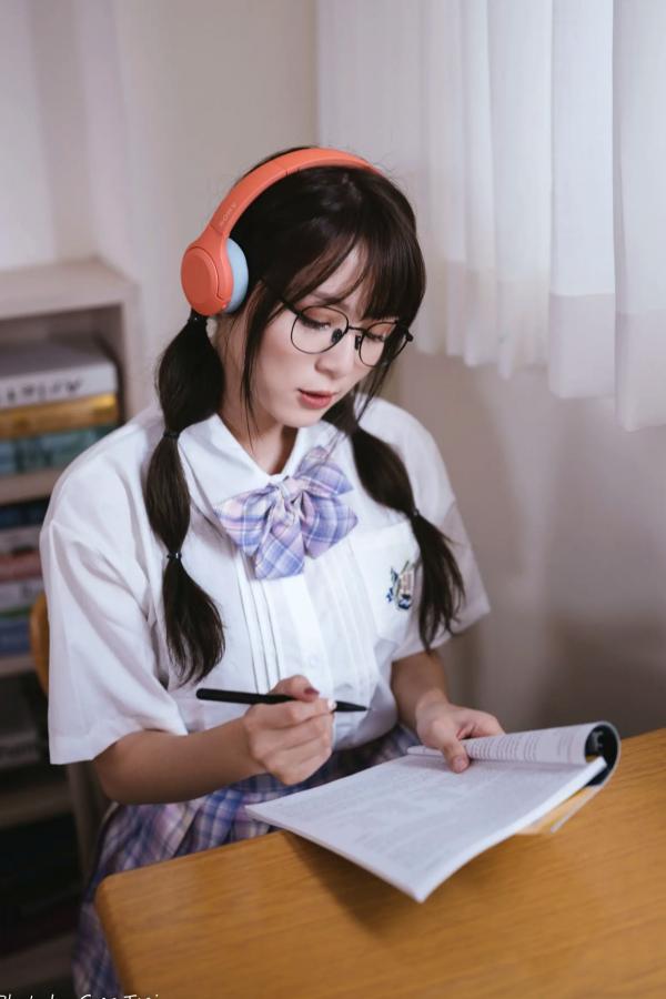 何洛沂   Ashley - 清新校园校服制服风格写真 [115P]第76张图片
