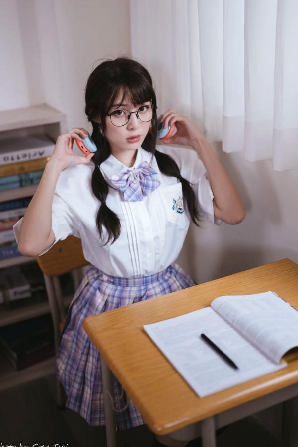 何洛沂   Ashley - 清新校园校服制服风格写真 [115P]第87张图片