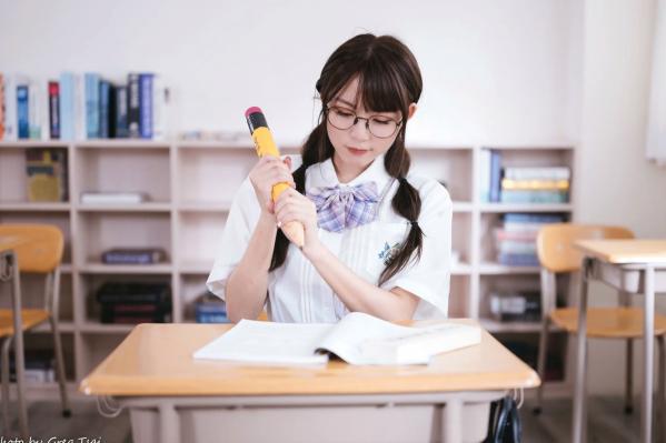何洛沂   Ashley - 清新校园校服制服风格写真 [115P]第94张图片