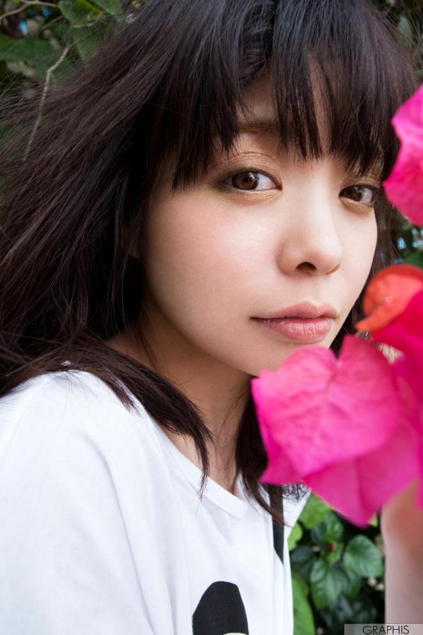 凰かなめ 凰香奈芽  Graphis_凰かなめ『lovely doll』 Gals 写真集：家居私房诱惑、唯美清新与性感黑丝酒吧全套图第20张图片