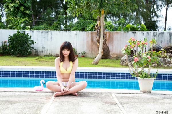 凰かなめ 凰香奈芽  Graphis_凰かなめ『lovely doll』 Gals 写真集：家居私房诱惑、唯美清新与性感黑丝酒吧全套图第24张图片