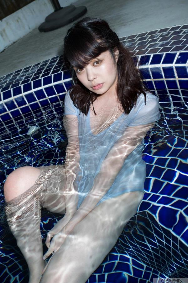 凰かなめ 凰香奈芽  Graphis_凰かなめ『lovely doll』 Gals 写真集：家居私房诱惑、唯美清新与性感黑丝酒吧全套图第33张图片