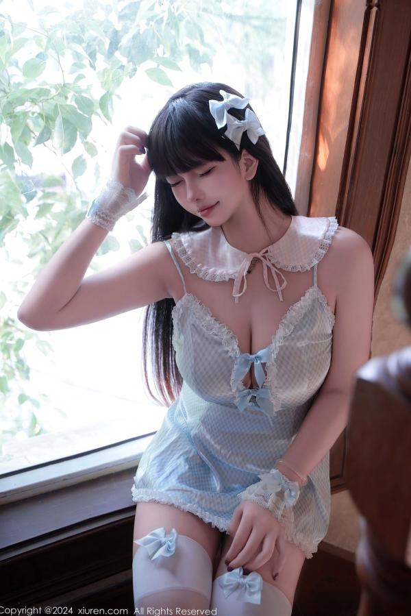 冰琪Abby   XiuRen秀人网-9258-正妹Abby首套写真：淡蓝格纹女仆装演绎甜美私房诱惑，清纯软萌角色扮演，极致长腿视觉盛宴第37张图片