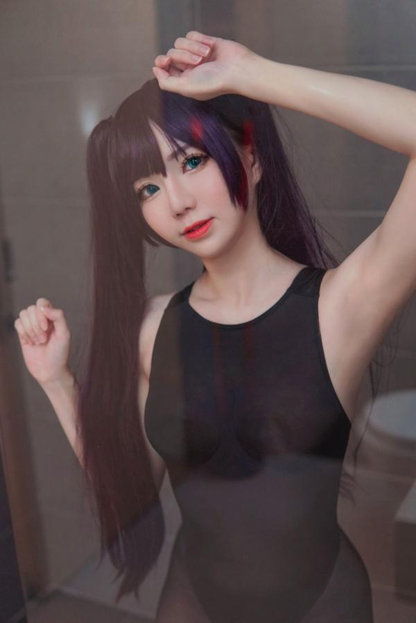 王晓丹 王辛淼  《Sally-Dorasnow-原神-莫娜-Cosplay-性感连体泳装-黑丝制服诱惑-湿身私房照-绝美漫展女神》第21张图片