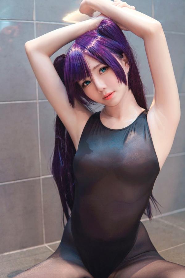 王晓丹 王辛淼  《Sally-Dorasnow-原神-莫娜-Cosplay-性感连体泳装-黑丝制服诱惑-湿身私房照-绝美漫展女神》第22张图片