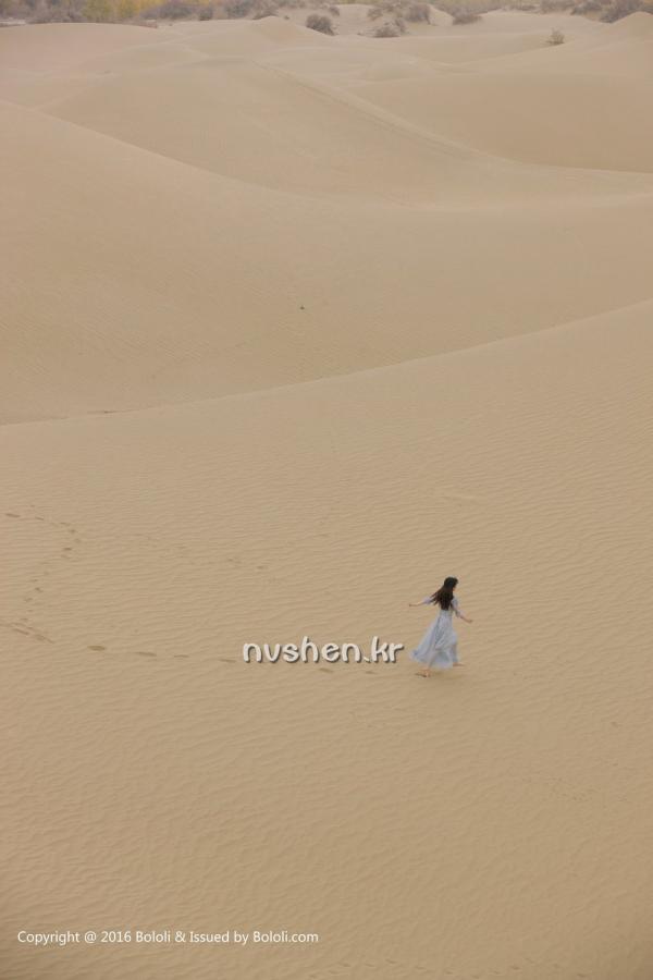 之应  之应 [Kimoe激萌文化]高清写真图KIM.011 沙漠之旅第24张图片