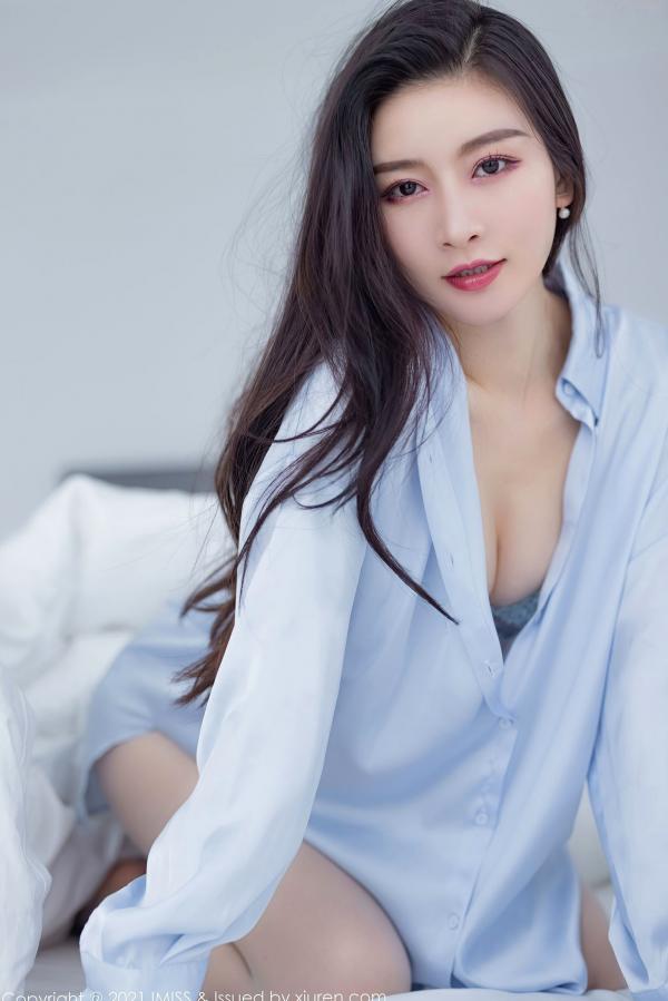 任育萱   IMiss爱蜜社-614-Vanessa-居家私房女友视角大号衬衫淡蓝内衣，清新纯欲性感治愈系写真第20张图片