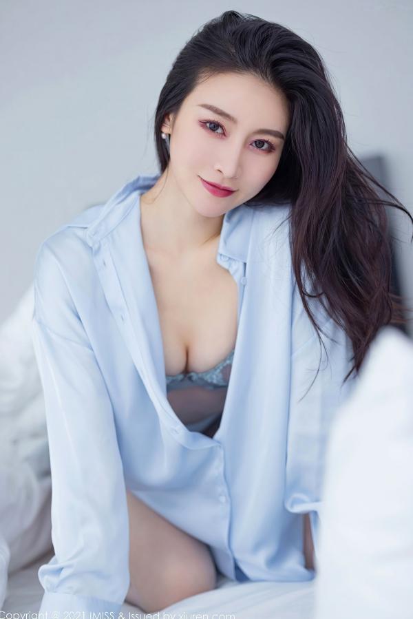 任育萱   IMiss爱蜜社-614-Vanessa-居家私房女友视角大号衬衫淡蓝内衣，清新纯欲性感治愈系写真第21张图片