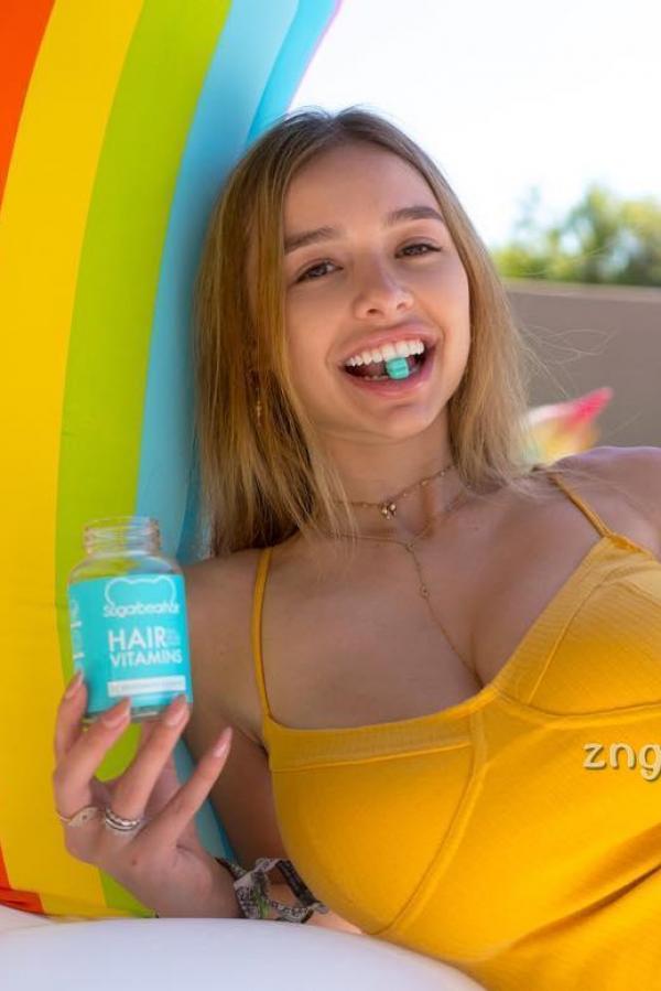 Sophie Mudd 苏菲·马德 鬼妹版宇都宫Sophie Mudd，超强劲事业线晃动到头晕第37张图片