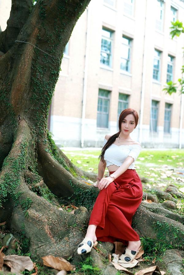 Lynne雨玄   台湾正妹_ Lynne雨玄《台大外拍》 清新唯美校园风格写真集[87P]第20张图片