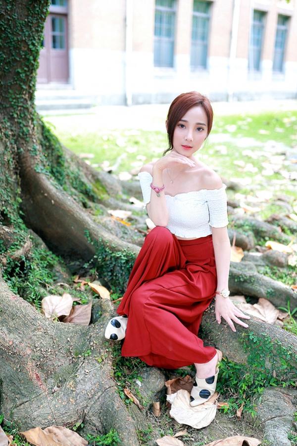 Lynne雨玄   台湾正妹_ Lynne雨玄《台大外拍》 清新唯美校园风格写真集[87P]第22张图片