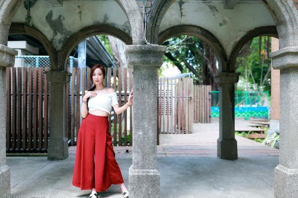 Lynne雨玄   台湾正妹_ Lynne雨玄《台大外拍》 清新唯美校园风格写真集[87P]第32张图片