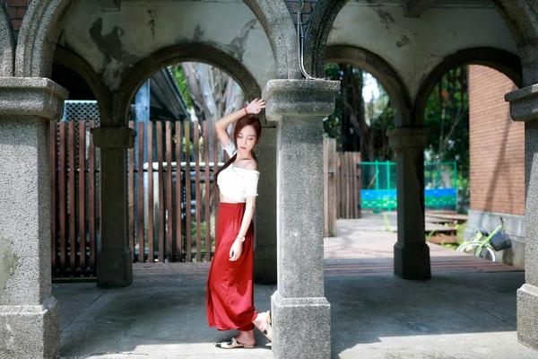 Lynne雨玄   台湾正妹_ Lynne雨玄《台大外拍》 清新唯美校园风格写真集[87P]第36张图片