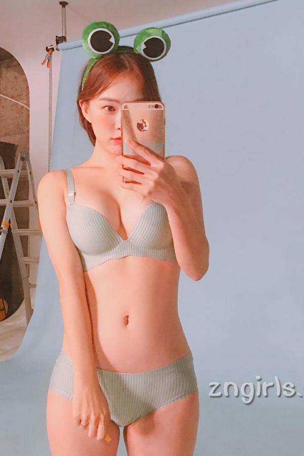 하늘 Ha Neul 南韩超人气网红Ha Neul 初成熟的内衣模特儿第67张图片