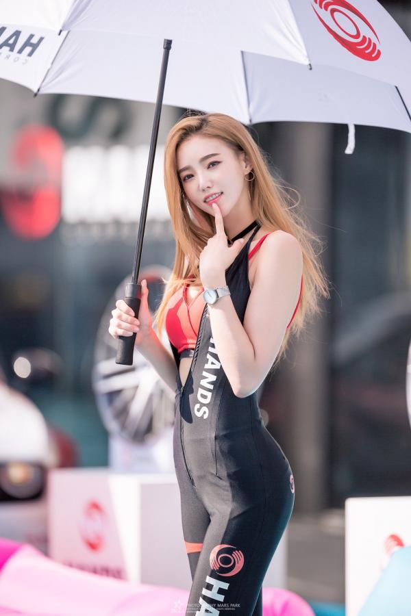 보라김 金宝拉 南韩赛车模特金宝拉 赛场展会高清写真第25张图片