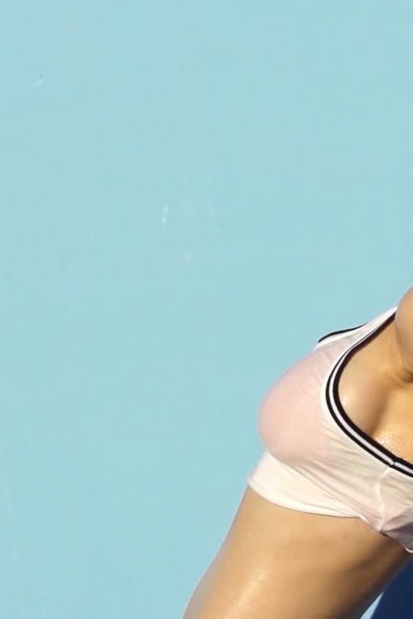 Alexandra Daddario 亚历珊德拉·达达里奥 亚历珊德拉·达达里奥(Alexandra Daddario) 好莱坞大胸美女高清写真图第15张图片