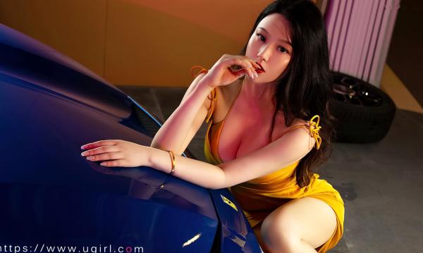 鍾晴 钟晴  UGirlsApp尤果圈-2651-钟晴《完美邂逅》：黄色吊带短裙车模大片，豪车跑车女神秀性感身材与撩人美腿第24张图片