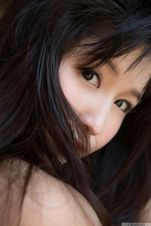 桜空もも 樱空桃子  桜空もも樱空桃『first gravure 初脫ぎ娘』写真集，户外极致性感内衣写真，甜美气质与完美身材的视觉盛宴第42张图片